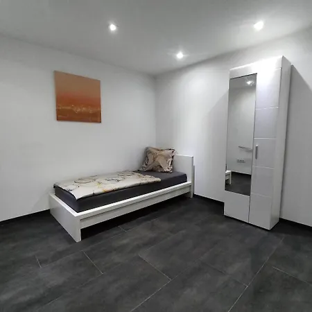 Modernes Einzimmer Apartman Hügelsheim