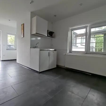 Modernes Einzimmer Appartement *