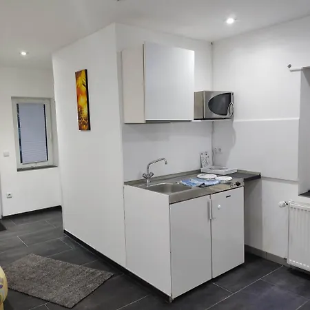 Appartement Modernes Einzimmer