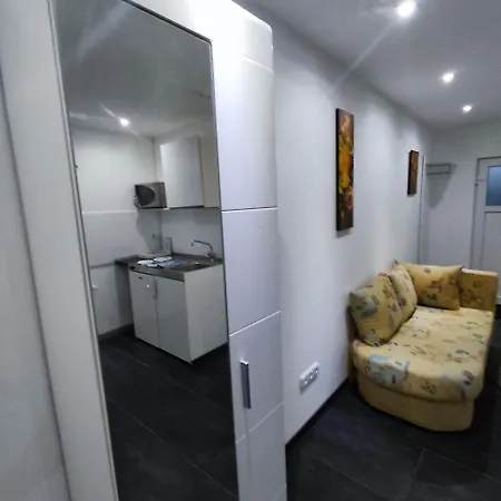 Modernes Einzimmer *